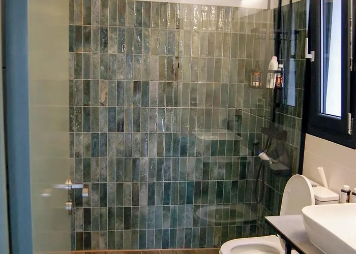 Feriehus Olive Valley Tirós